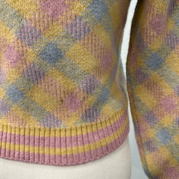 Zara Sweater Size Small - Picture 9 of 10